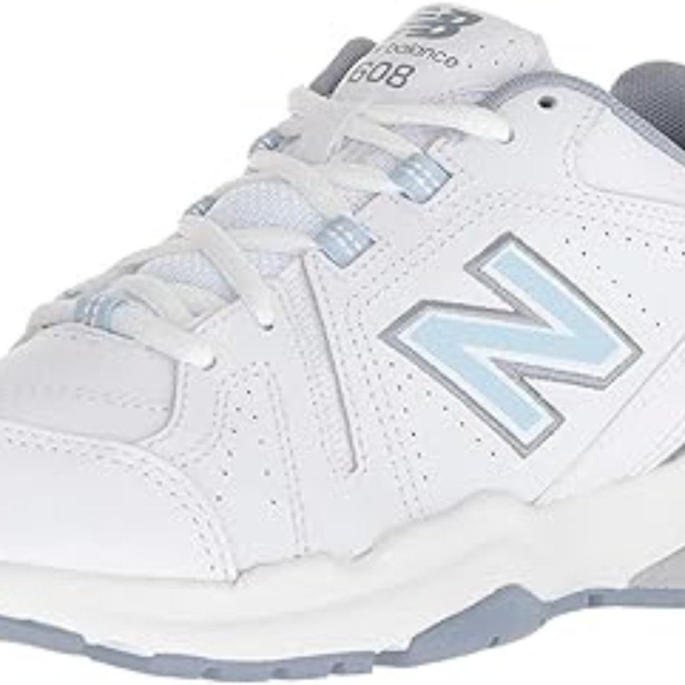 New Balance Women's 608 V5 Cross Trainer Size 7M